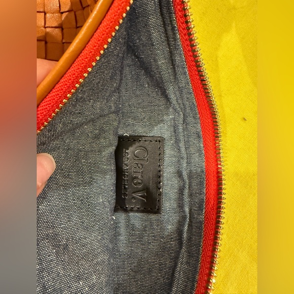 clare v moyen Petite messenger bag Crossbody (worn Once) - Picture 2 of 7